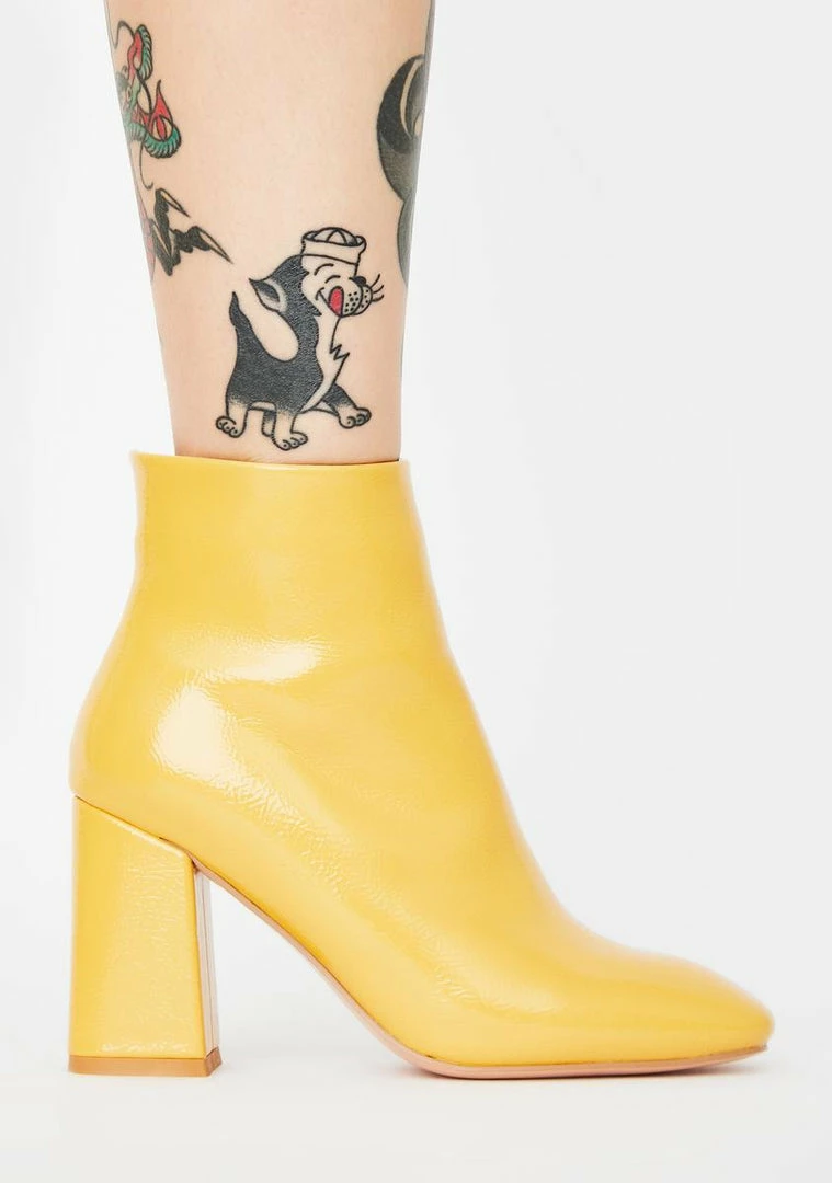 Budget ๐ Public Desire Mustard Aimee Patent Ankle ๐ฅพ Boots ๐ฅพ Boots & Booties ๐ 2 Public Desire Mustard Aimee Patent Ankle Boots Boots & Booties