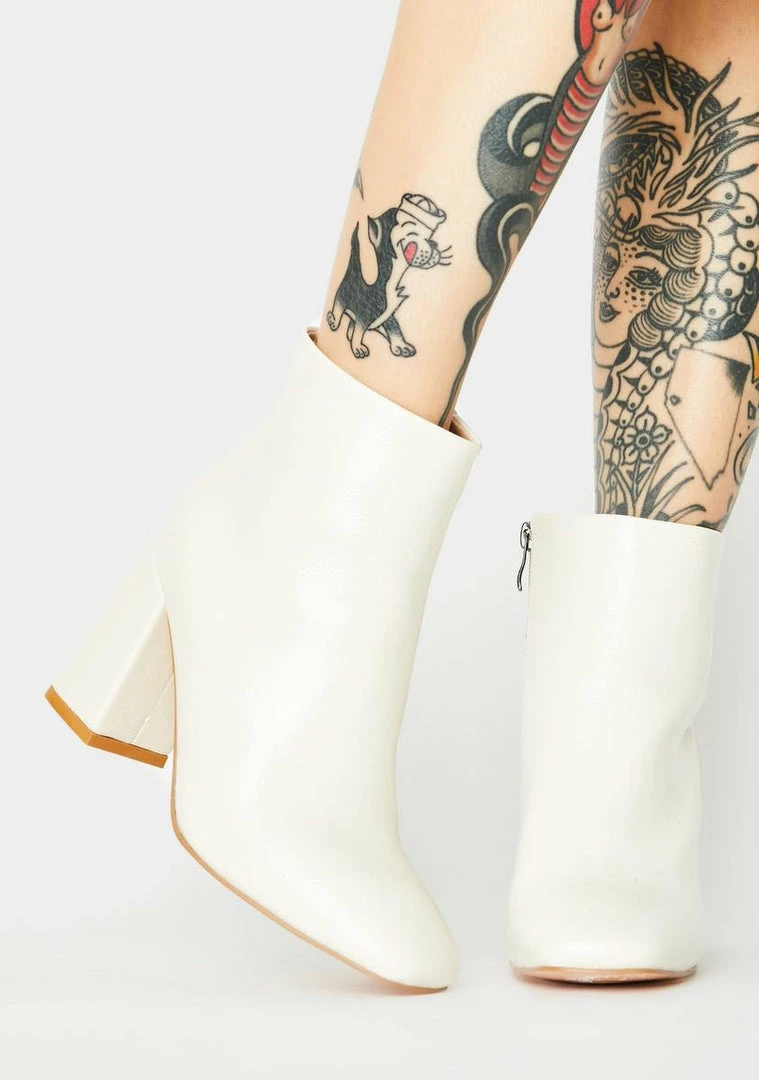 Coupon ๐งจ Public Desire Off White Aimee Patent Ankle ๐ฅพ Boots ๐ฅพ Boots & Booties ๐ 3 Public Desire Off White Aimee Patent Ankle Boots Boots & Booties