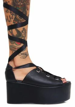 Public Desire Onyx Storm Tie Up Flatform Sandals Platforms