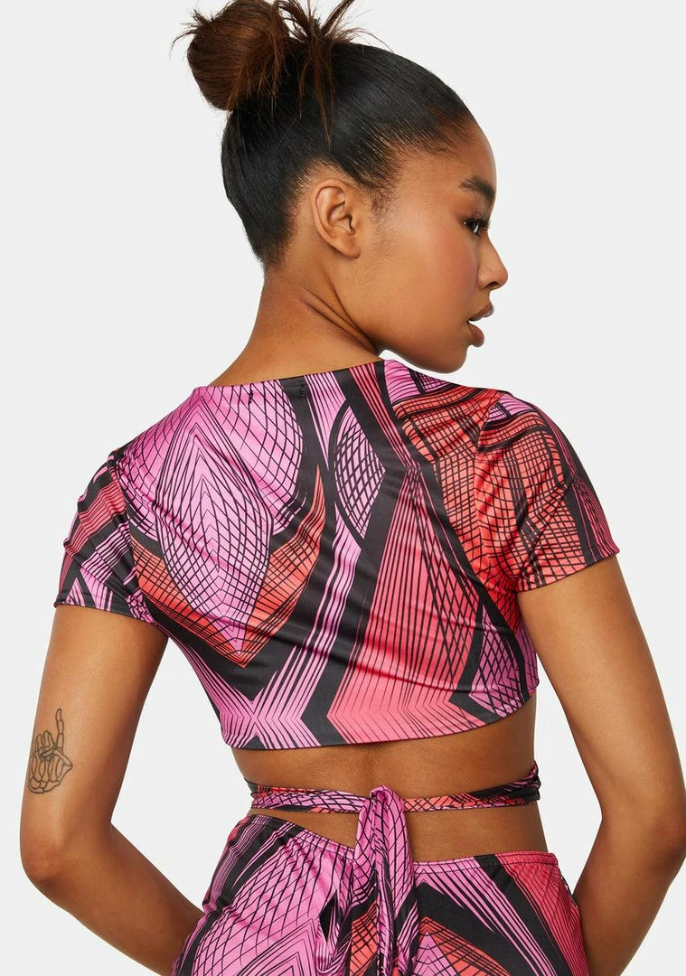 Cheapest 🥰 Public Desire Abstract Printed Wrap Crop Top Wrap Top 😍 4 Public Desire Abstract Printed Wrap Crop Top Wrap Top